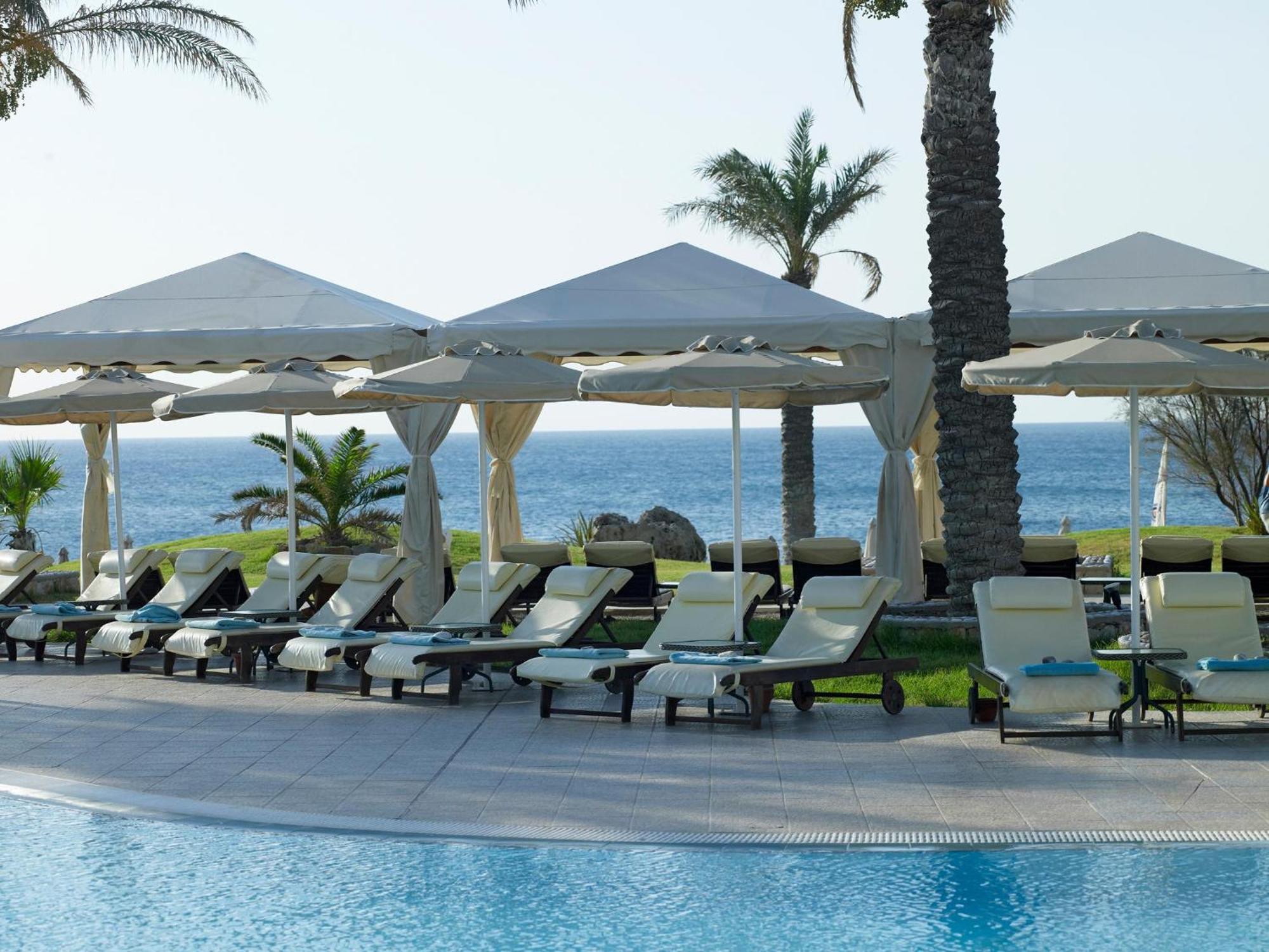 ホテル ロドス パラディウム レジャー ＆ ウェルネス Kallithéa エクステリア 写真 Pool at the Grand Resort
